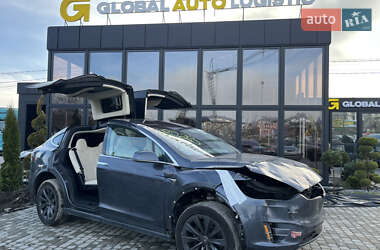 Позашляховик / Кросовер Tesla Model X 2018 в Львові