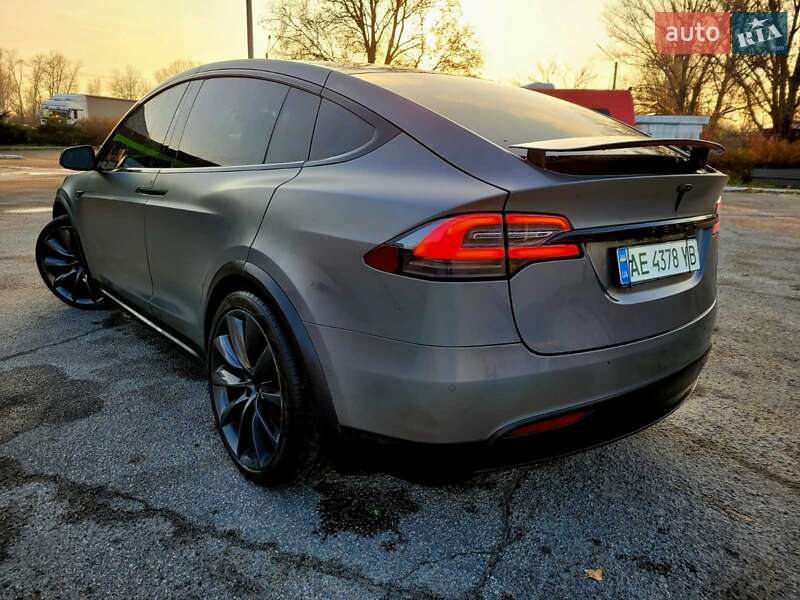 Внедорожник / Кроссовер Tesla Model X 2019 в Днепре