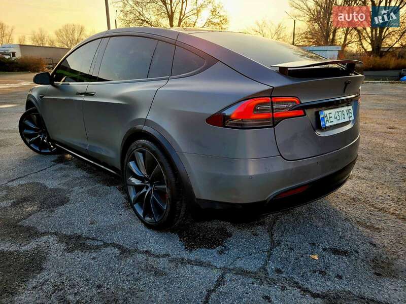 Внедорожник / Кроссовер Tesla Model X 2019 в Днепре