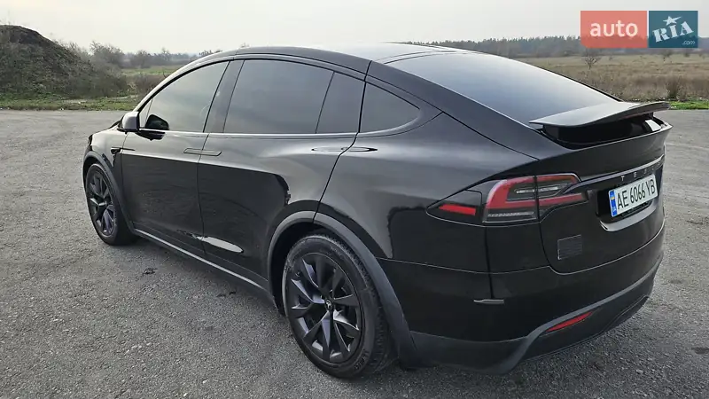 Tesla Model X 2023 VIN 7SAXCDE56PF422242 фото оголошення 10 з 47