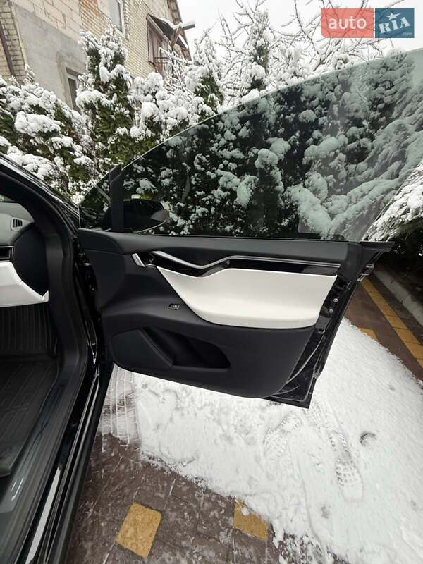 Внедорожник / Кроссовер Tesla Model X 2019 в Львове фото 17 Внедорожник / Кроссовер Tesla Model X 2019 в Львове