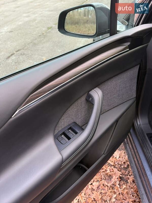 Позашляховик / Кросовер Tesla Model X 2022 в Києві