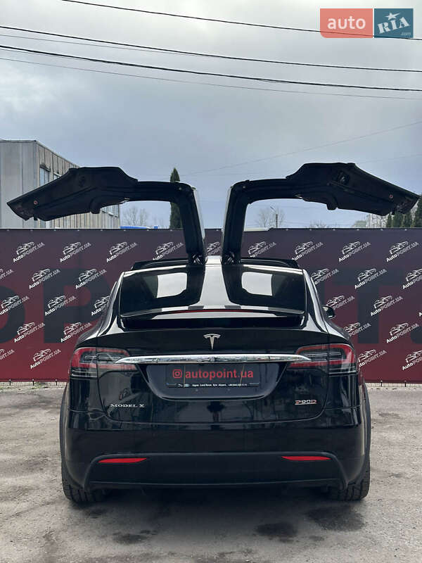 Позашляховик / Кросовер Tesla Model X 2016 в Сумах