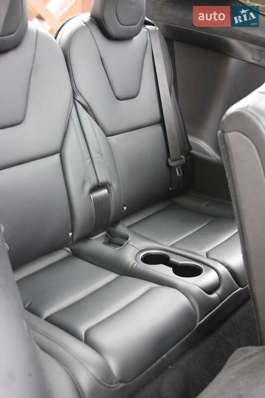 Внедорожник / Кроссовер Tesla Model X 2018 в Киеве фото 18 Внедорожник / Кроссовер Tesla Model X 2018 в Киеве