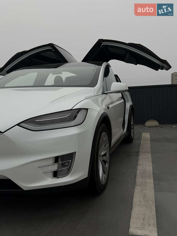 Позашляховик / Кросовер Tesla Model X 2020 в Києві