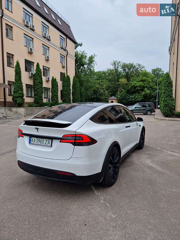 Внедорожник / Кроссовер Tesla Model X 2018 в Киеве