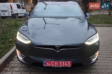 Позашляховик / Кросовер Tesla Model X 2016 в Ужгороді