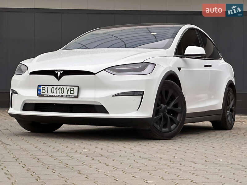 Tesla Model X 2022