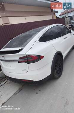 Позашляховик / Кросовер Tesla Model X 2019 в Києві