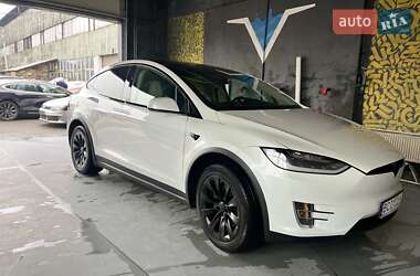 Позашляховик / Кросовер Tesla Model X 2019 в Львові