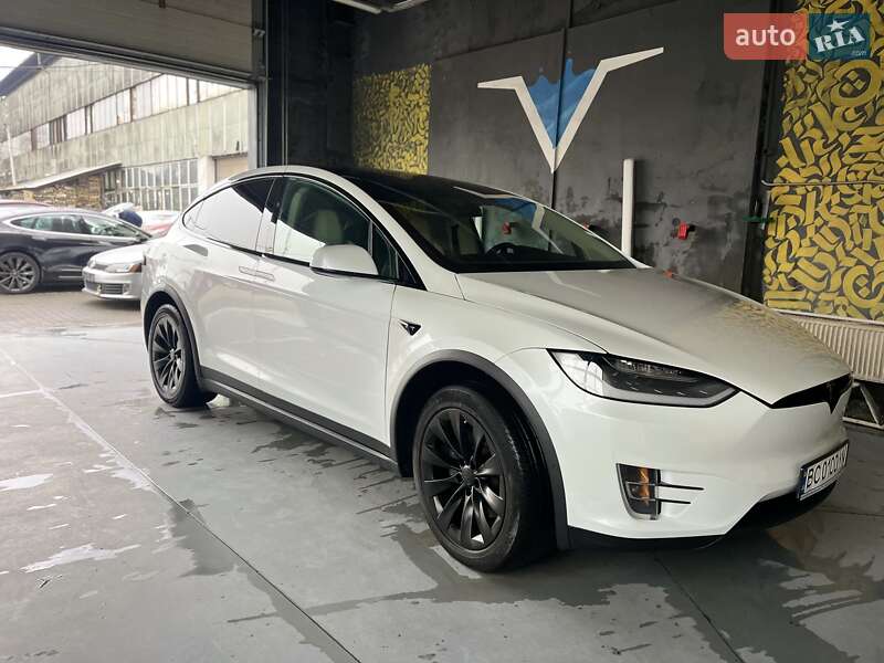 Внедорожник / Кроссовер Tesla Model X 2019 в Львове фото Внедорожник / Кроссовер Tesla Model X 2019 в Львове