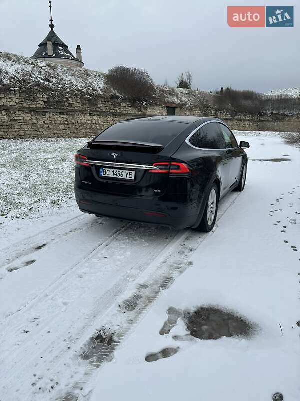 Внедорожник / Кроссовер Tesla Model X 2017 в Золочеве фото 6 Внедорожник / Кроссовер Tesla Model X 2017 в Золочеве