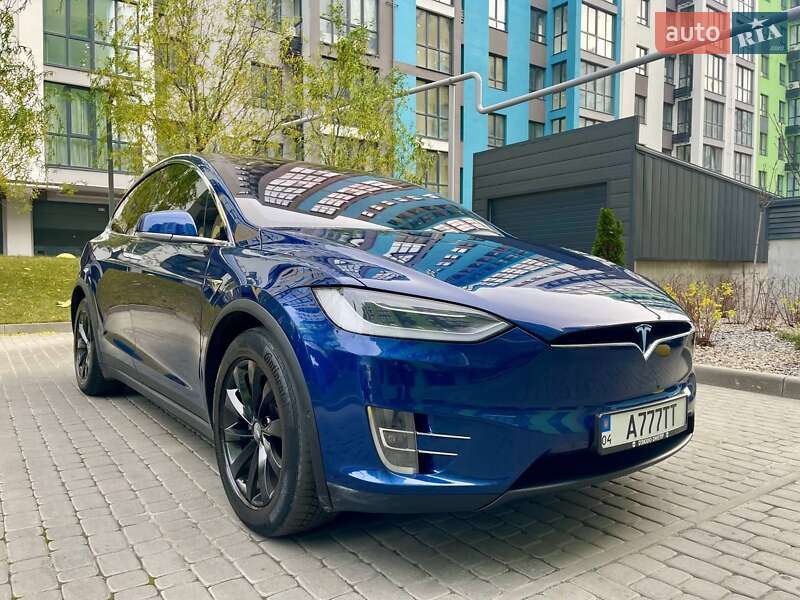 Внедорожник / Кроссовер Tesla Model X 2017 в Днепре фото 7 Внедорожник / Кроссовер Tesla Model X 2017 в Днепре