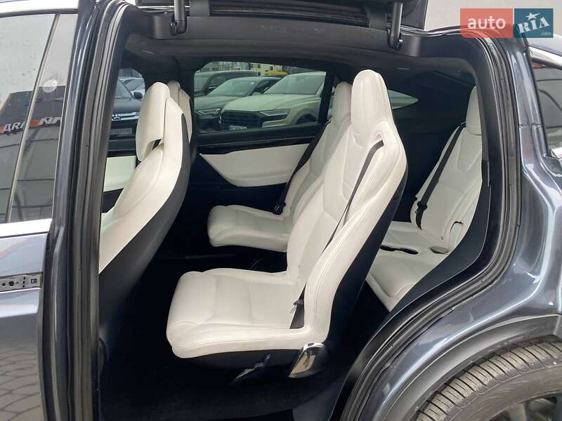 Внедорожник / Кроссовер Tesla Model X 2017 в Львове