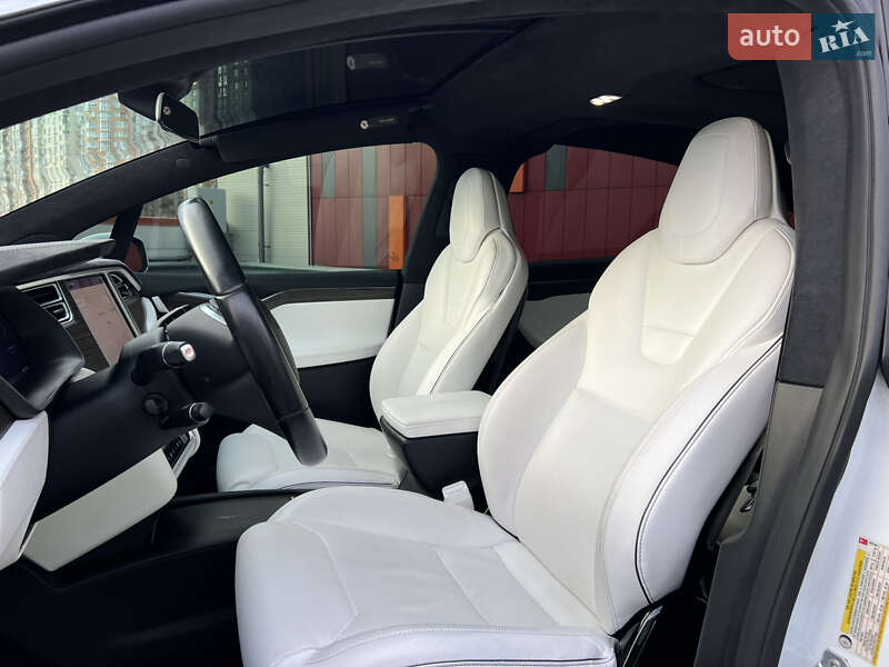 Внедорожник / Кроссовер Tesla Model X 2016 в Киеве фото 21 Внедорожник / Кроссовер Tesla Model X 2016 в Киеве