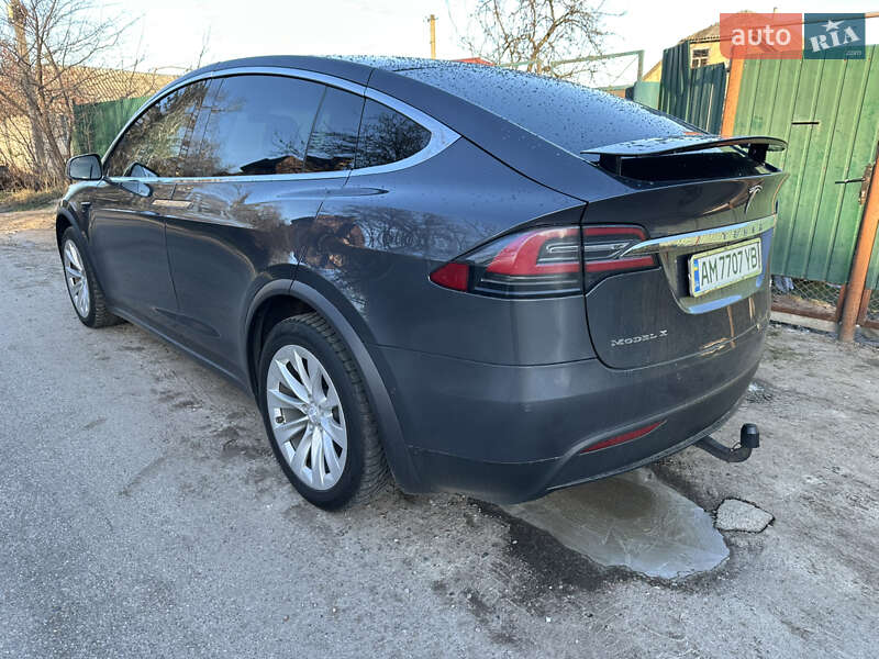 Внедорожник / Кроссовер Tesla Model X 2018 в Киеве фото 2 Внедорожник / Кроссовер Tesla Model X 2018 в Киеве