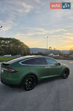 Позашляховик / Кросовер Tesla Model X 2016 в Києві