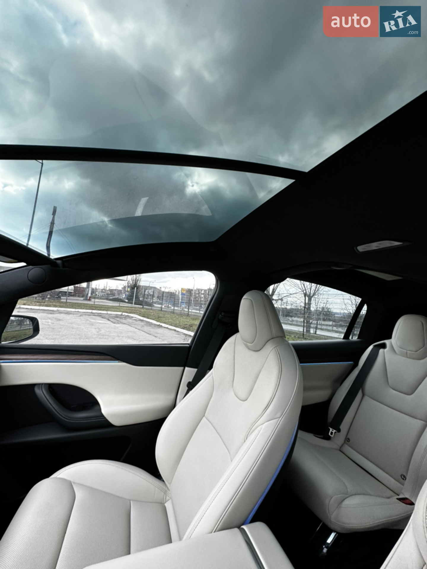2022 Tesla Model X - мініатюра 23