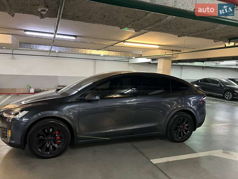 Позашляховик / Кросовер Tesla Model X 2016 в Запоріжжі фото 3 Позашляховик / Кросовер Tesla Model X 2016 в Запоріжжі