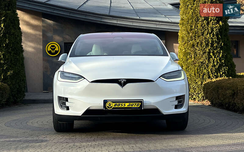 Внедорожник / Кроссовер Tesla Model X 2018 в Львове фото 2 Внедорожник / Кроссовер Tesla Model X 2018 в Львове