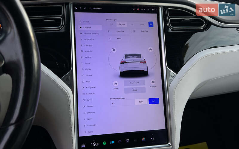 Внедорожник / Кроссовер Tesla Model X 2018 в Львове фото 16 Внедорожник / Кроссовер Tesla Model X 2018 в Львове