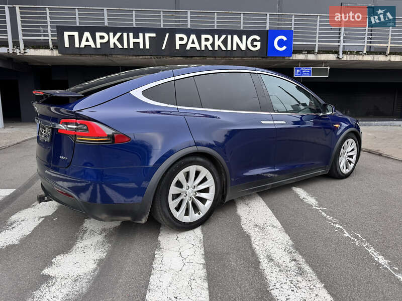 Внедорожник / Кроссовер Tesla Model X 2017 в Киеве