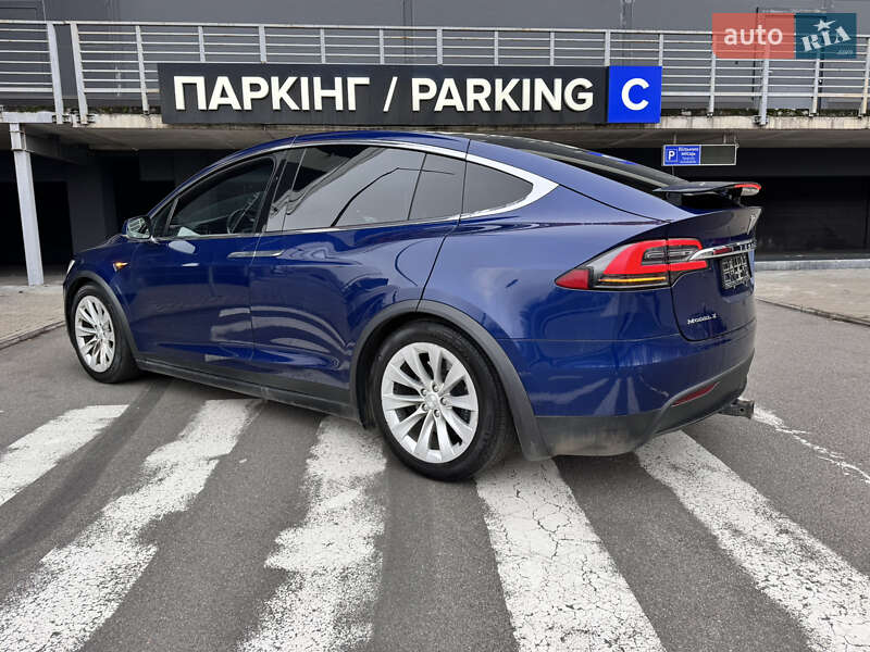 Внедорожник / Кроссовер Tesla Model X 2017 в Киеве