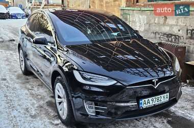 Внедорожник / Кроссовер Tesla Model X 2016 в Киеве