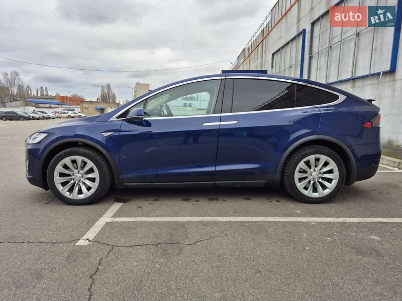 Внедорожник / Кроссовер Tesla Model X 2016 в Киеве фото 17 Внедорожник / Кроссовер Tesla Model X 2016 в Киеве