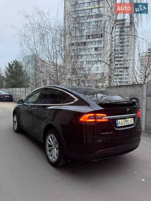 Внедорожник / Кроссовер Tesla Model X 2017 в Киеве