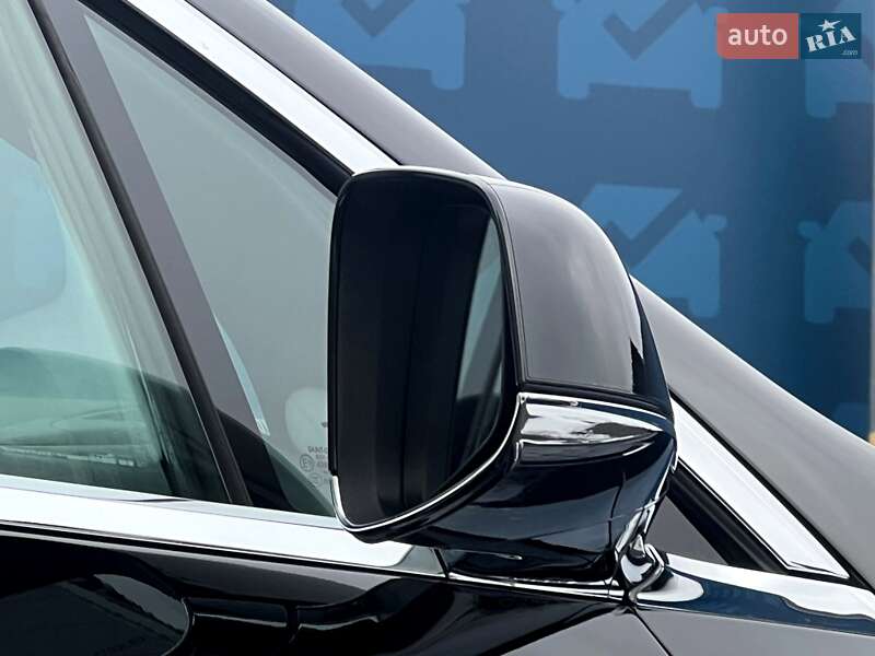 Внедорожник / Кроссовер Tesla Model X 2019 в Киеве