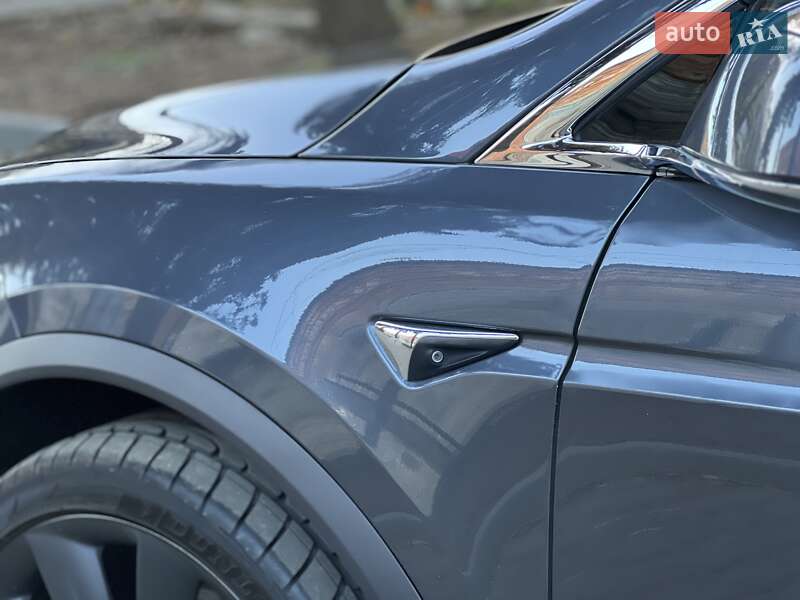 Внедорожник / Кроссовер Tesla Model X 2018 в Львове
