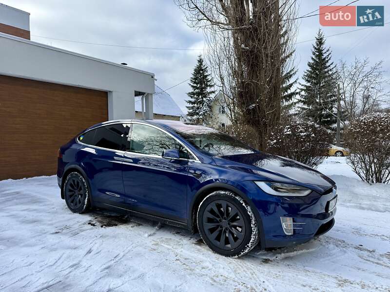 Внедорожник / Кроссовер Tesla Model X 2018 в Киеве