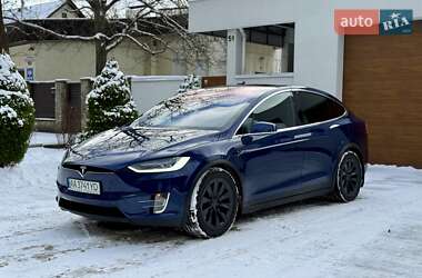 Позашляховик / Кросовер Tesla Model X 2018 в Києві