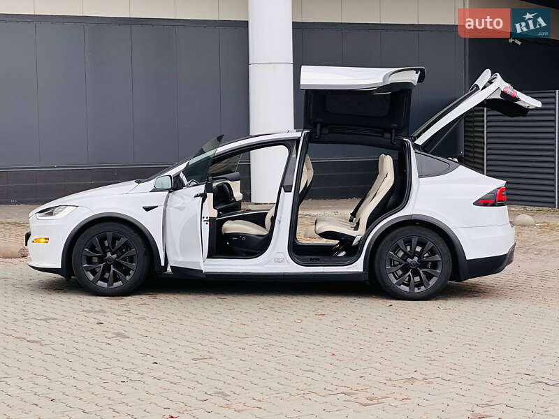Внедорожник / Кроссовер Tesla Model X 2022 в Киеве
