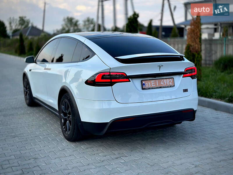Позашляховик / Кросовер Tesla Model X 2022 в Мукачевому