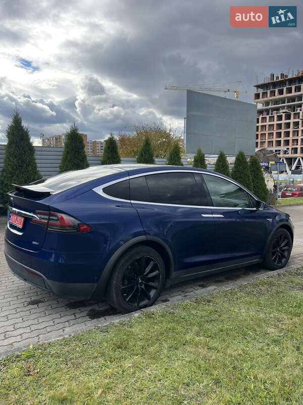 Внедорожник / Кроссовер Tesla Model X 2016 в Львове