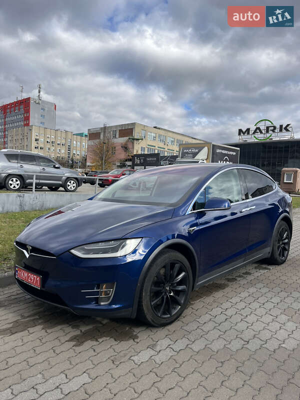 Внедорожник / Кроссовер Tesla Model X 2016 в Львове