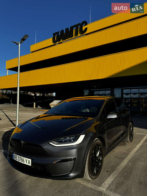 2022 Tesla Model X, VIN 7SAXCBE58NF362918:plate — фото 1 (autoria)