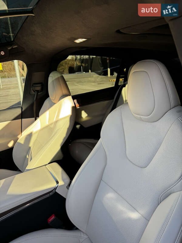 Внедорожник / Кроссовер Tesla Model X 2022 в Львове фото 21 Внедорожник / Кроссовер Tesla Model X 2022 в Львове