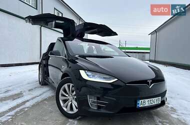 Позашляховик / Кросовер Tesla Model X 2017 в Вінниці