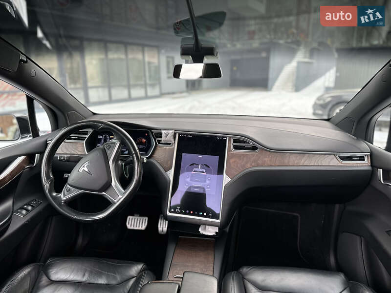 Внедорожник / Кроссовер Tesla Model X 2016 в Виннице фото 39 Внедорожник / Кроссовер Tesla Model X 2016 в Виннице