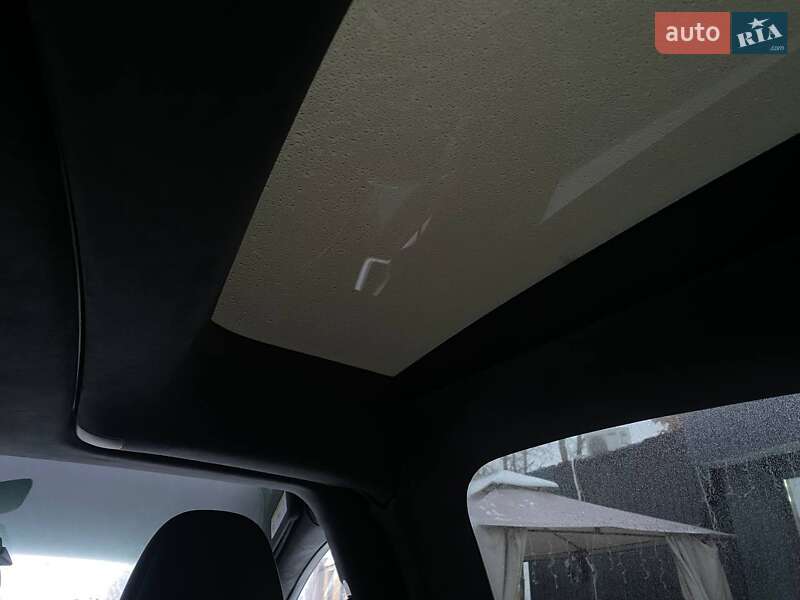 Внедорожник / Кроссовер Tesla Model X 2020 в Киеве