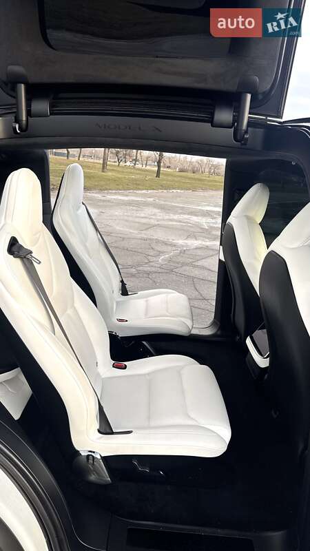 Внедорожник / Кроссовер Tesla Model X 2023 в Днепре