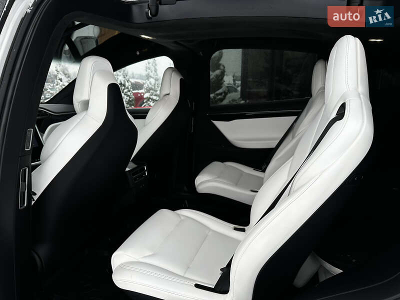 Внедорожник / Кроссовер Tesla Model X 2018 в Львове