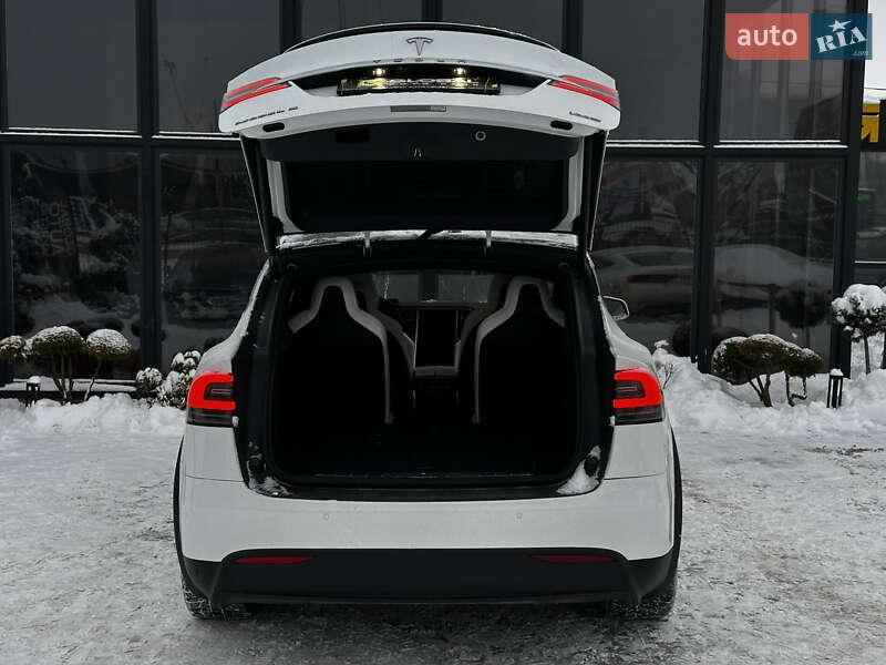 Внедорожник / Кроссовер Tesla Model X 2018 в Львове