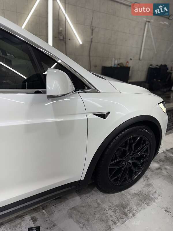 Внедорожник / Кроссовер Tesla Model X 2019 в Киеве фото 10 Внедорожник / Кроссовер Tesla Model X 2019 в Киеве