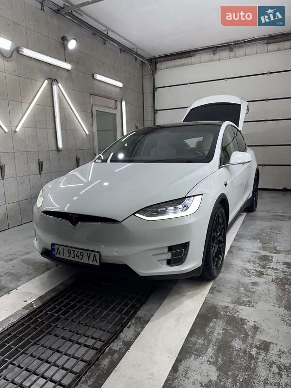 Внедорожник / Кроссовер Tesla Model X 2019 в Киеве фото 14 Внедорожник / Кроссовер Tesla Model X 2019 в Киеве