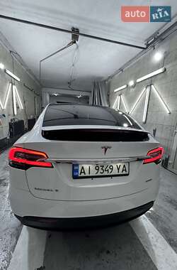Внедорожник / Кроссовер Tesla Model X 2019 в Киеве