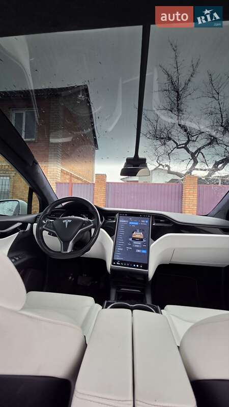 Внедорожник / Кроссовер Tesla Model X 2018 в Кривом Роге